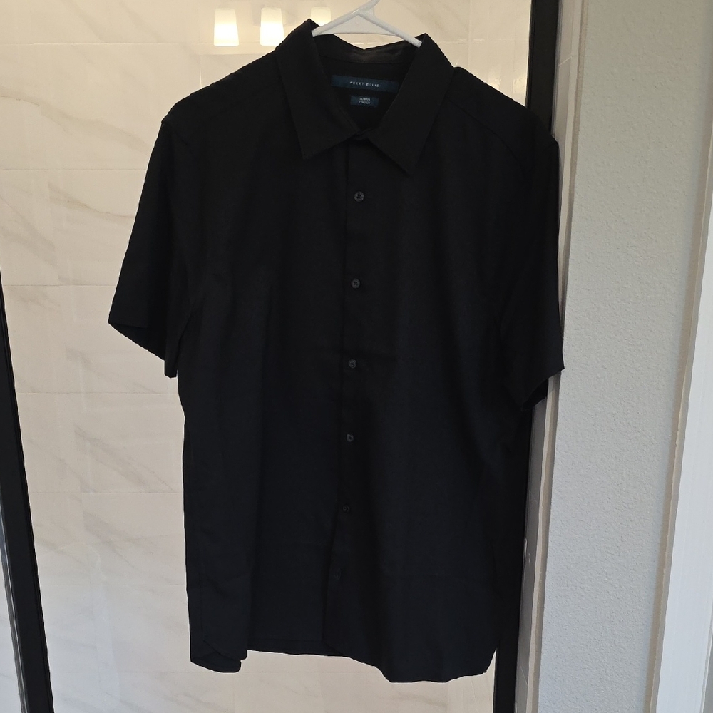 Perry Ellis Men's Black Button-Down Slim Fit Stretch Shirt